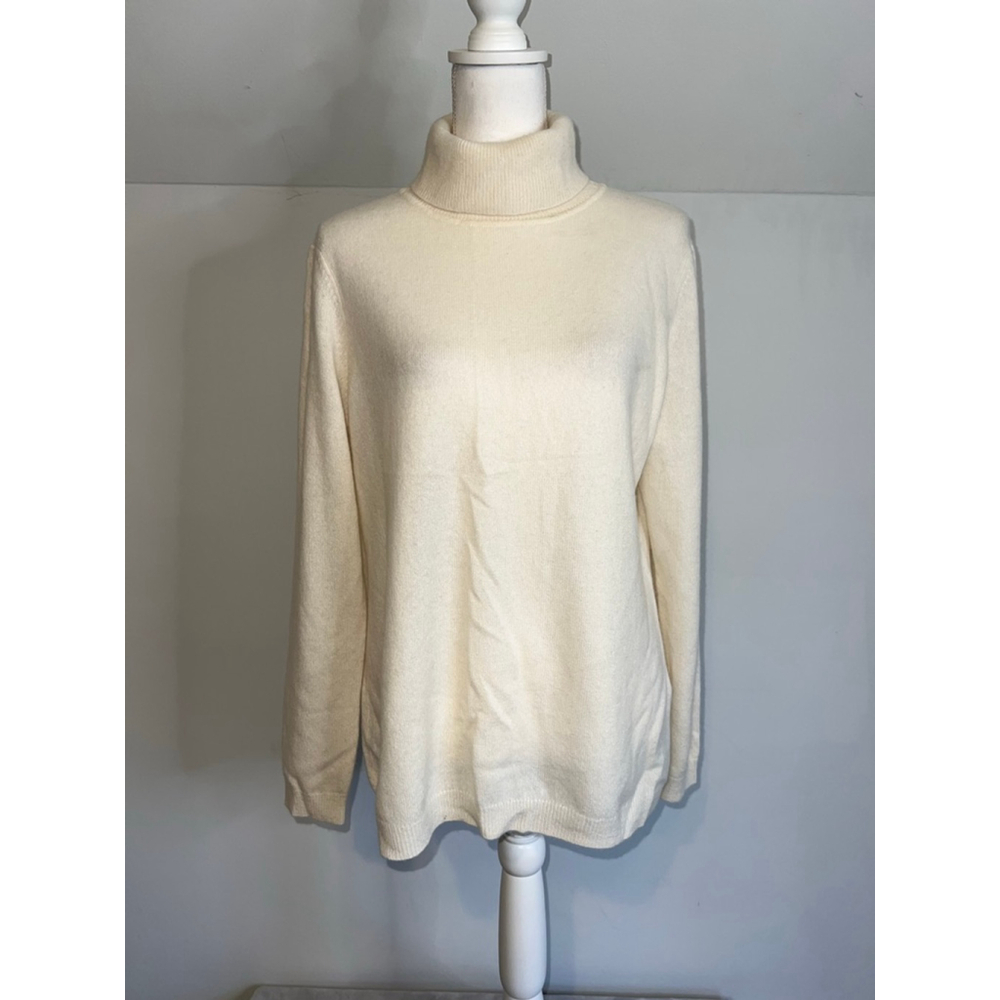 Women's Cream Cashmere Turtleneck Sweater XL